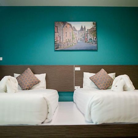 The Rich Hotel Ubonratchathani Убонратчатхани Экстерьер фото