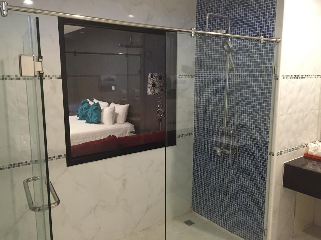 The Rich Hotel Ubonratchathani Убонратчатхани Экстерьер фото