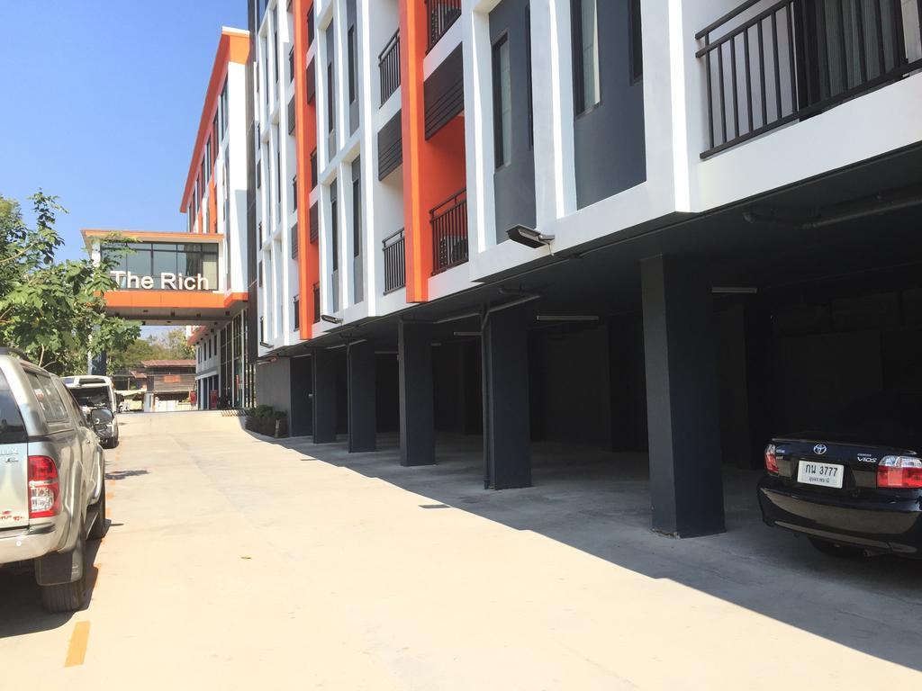 The Rich Hotel Ubonratchathani Убонратчатхани Экстерьер фото