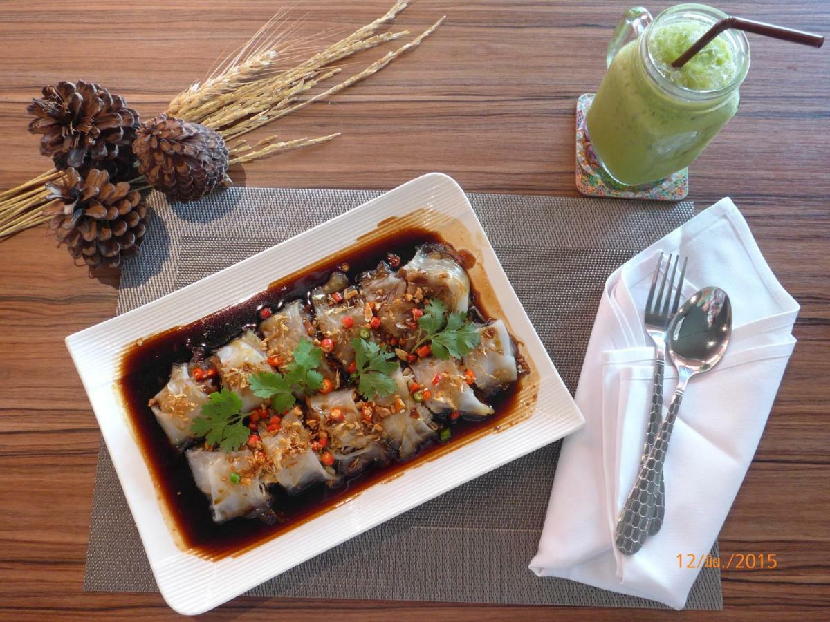 The Rich Hotel Ubonratchathani Убонратчатхани Экстерьер фото