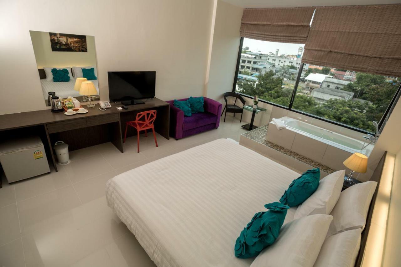 The Rich Hotel Ubonratchathani Убонратчатхани Экстерьер фото